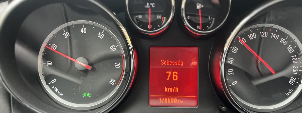 OPEL ASTRA J  – 4. kép